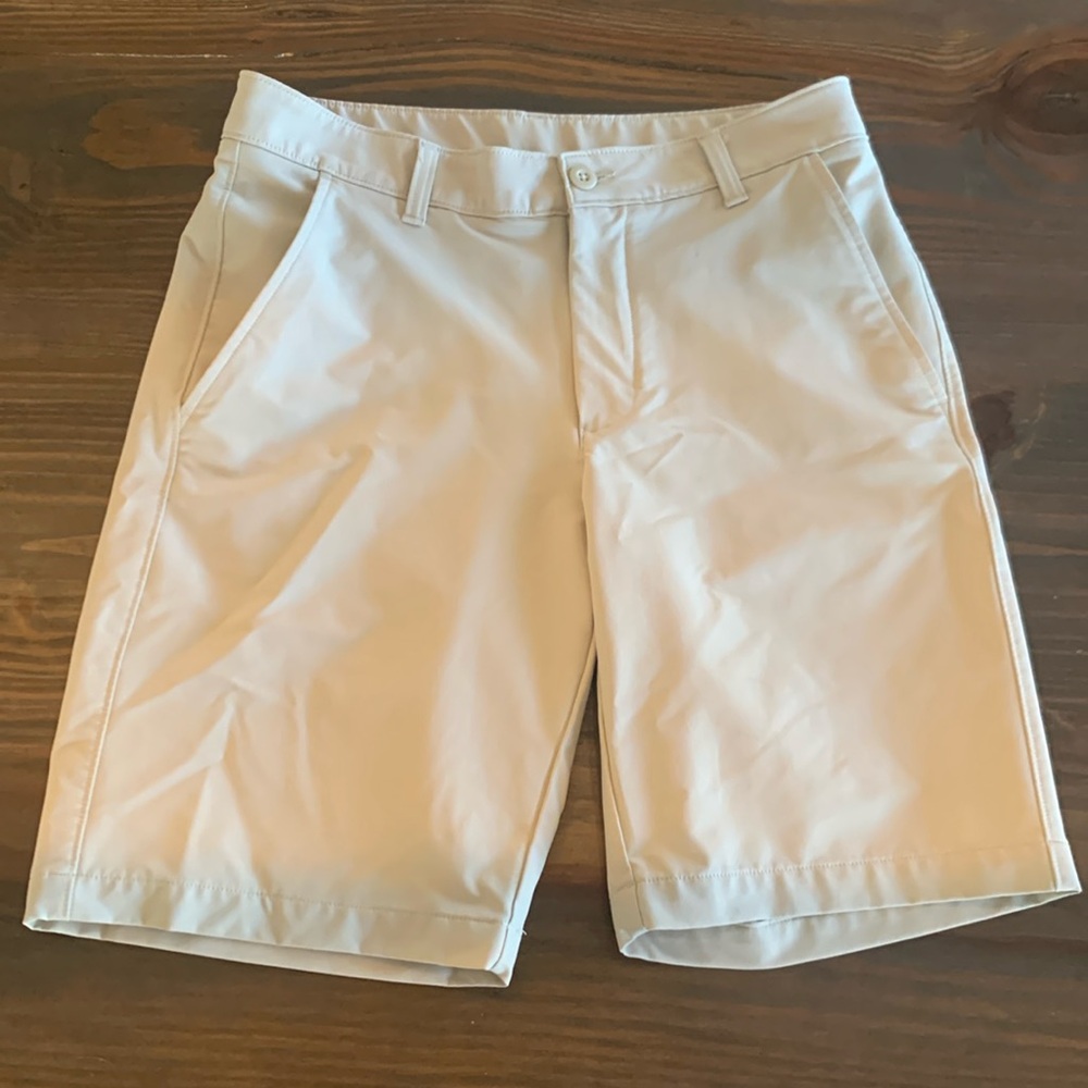 Under Armour shorts. Men’s 32.